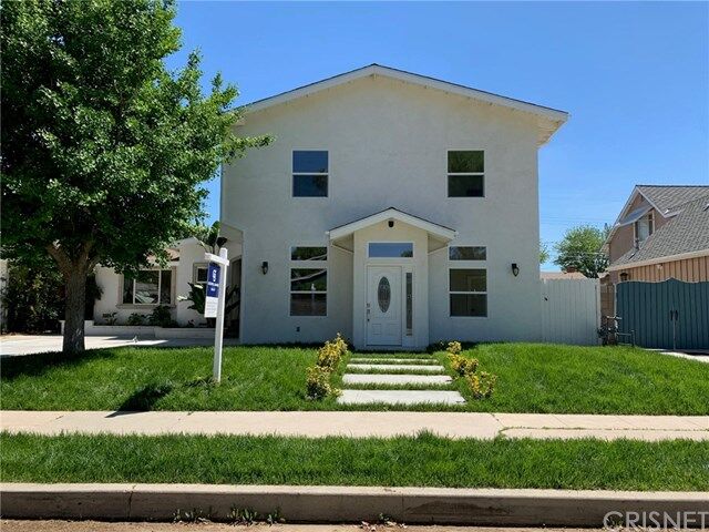 Property Photo:  22446 Criswell Street  CA 91307 