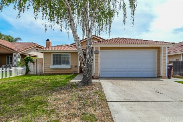 Property Photo:  611 Cypress Street  CA 92223 