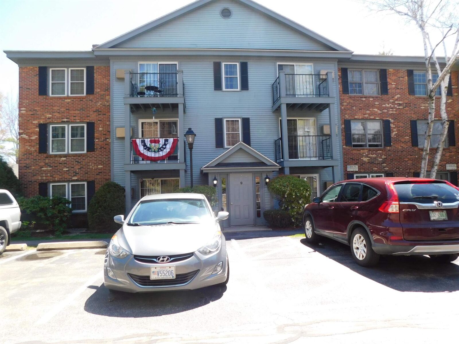 Property Photo: 9 Northbrook Drive 905 NH 03102