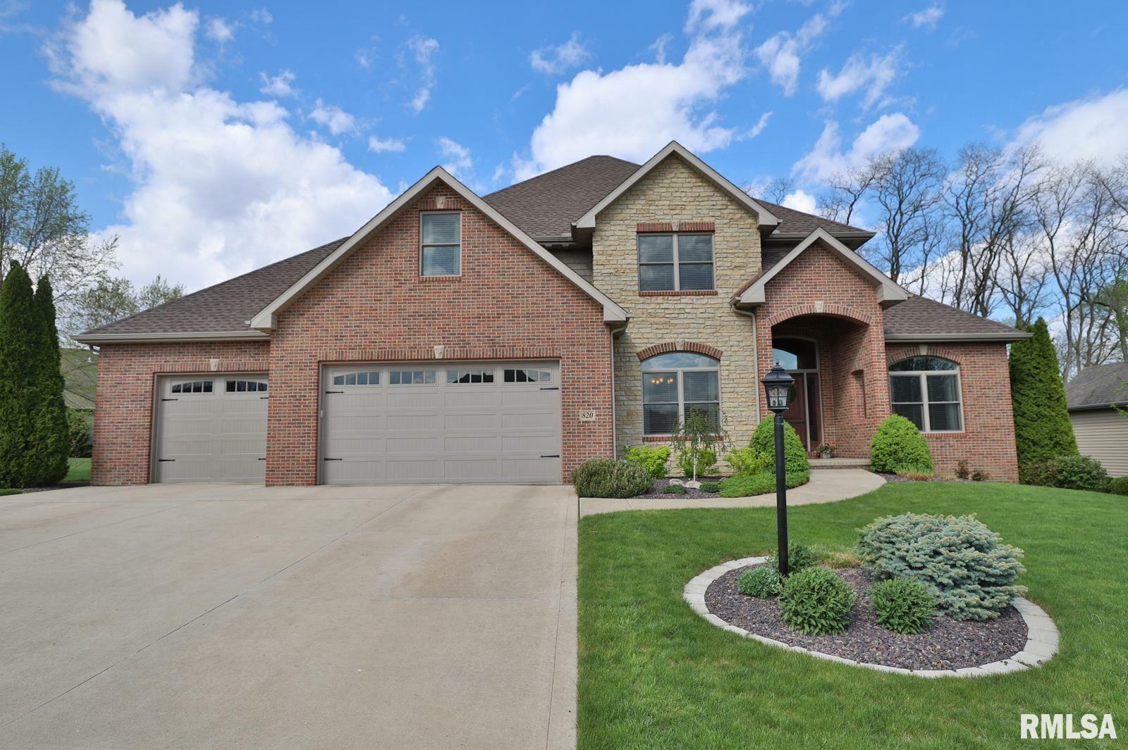 Property Photo:  820 S Copperpoint  IL 61525 