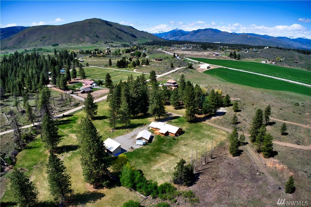 Property Photo:  6 Pineview Rd  WA 98862 