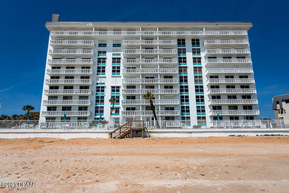 Property Photo:  1575 Ocean Shore Boulevard  FL 32176 