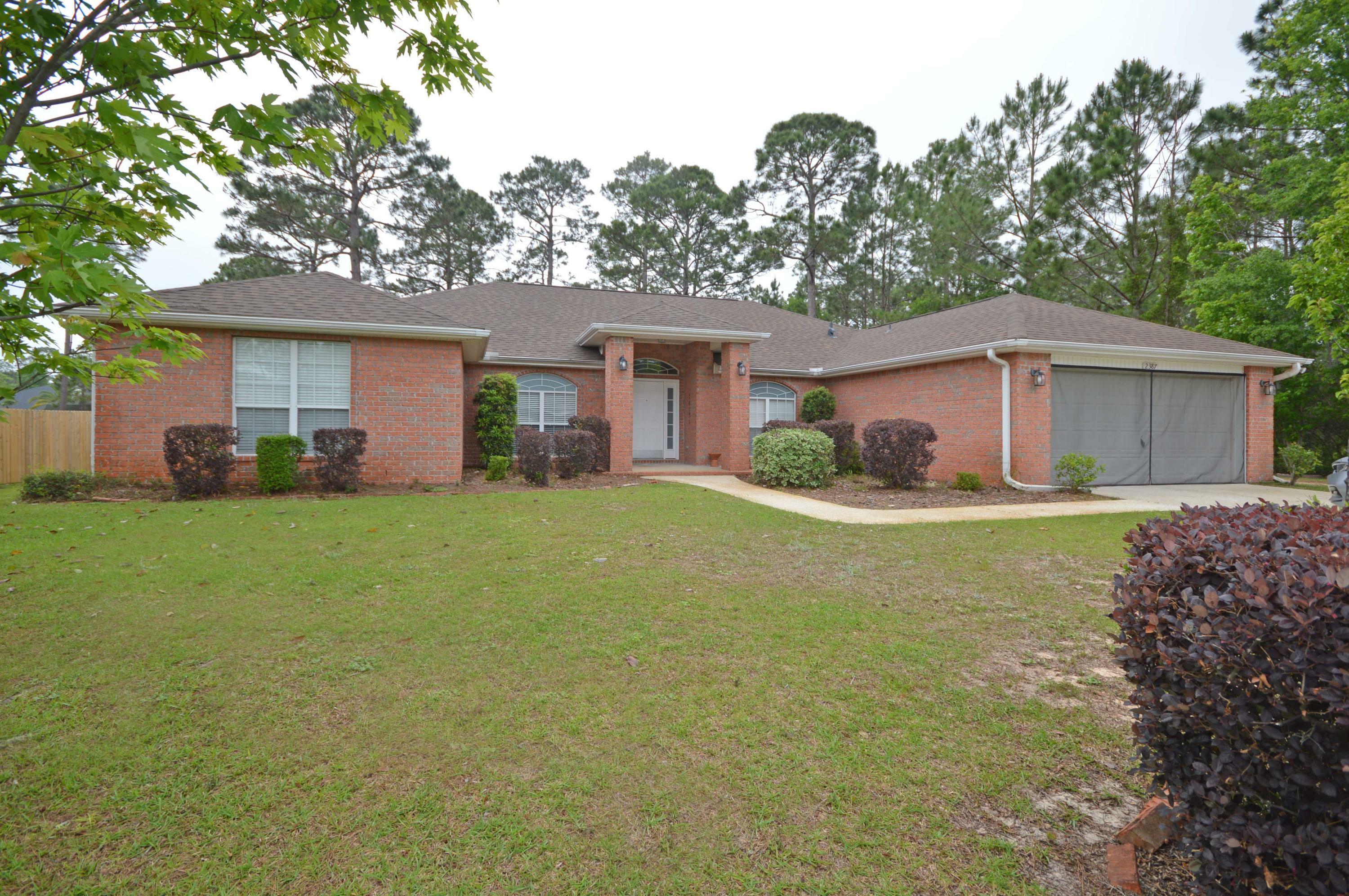 Property Photo:  2387 Pineneedle Lane  FL 32566 