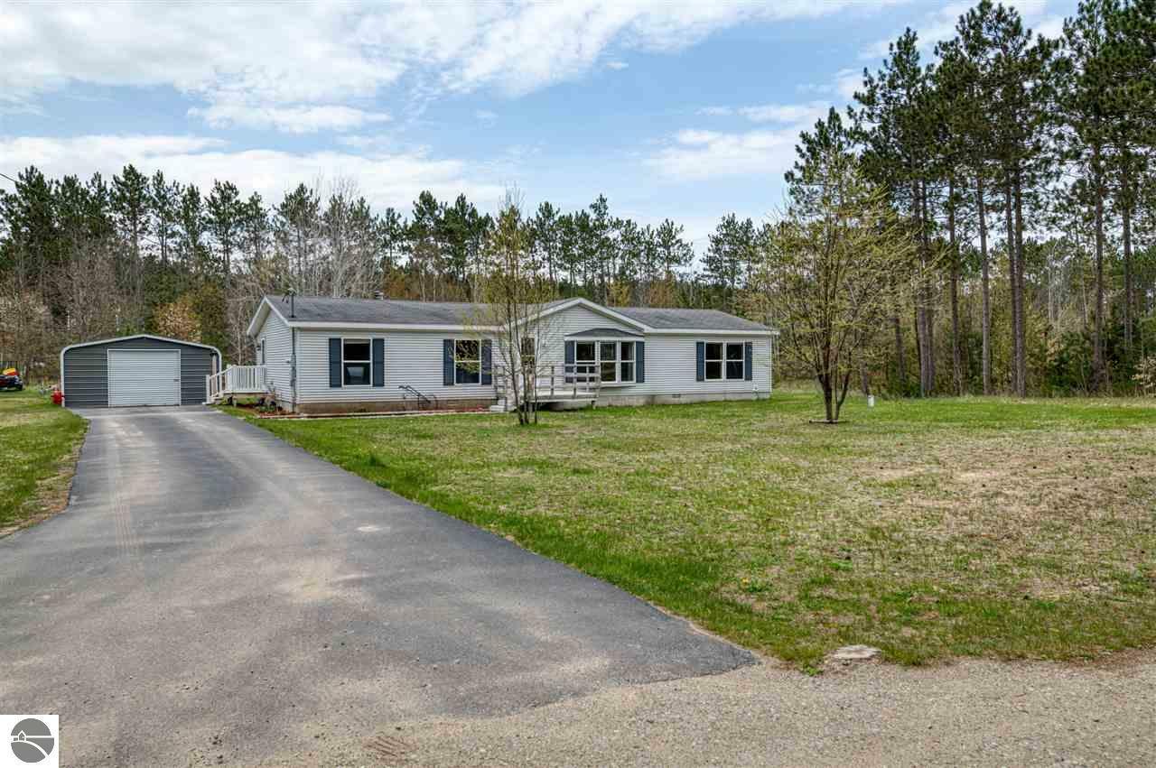 Property Photo: 2737 S Pine Aire Drive MI 49637
