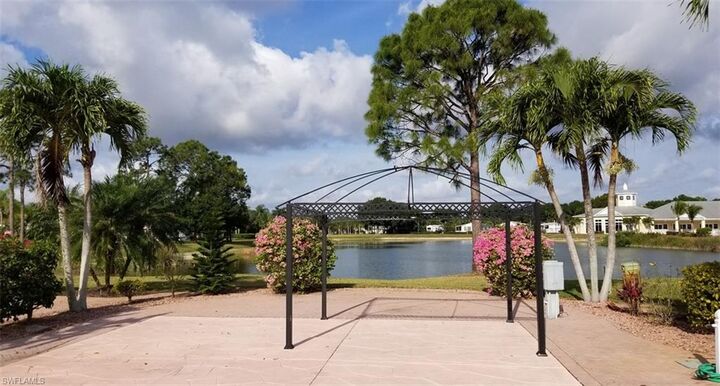 5840 Brightwood Dr 41  Fort Myers FL 33905 photo