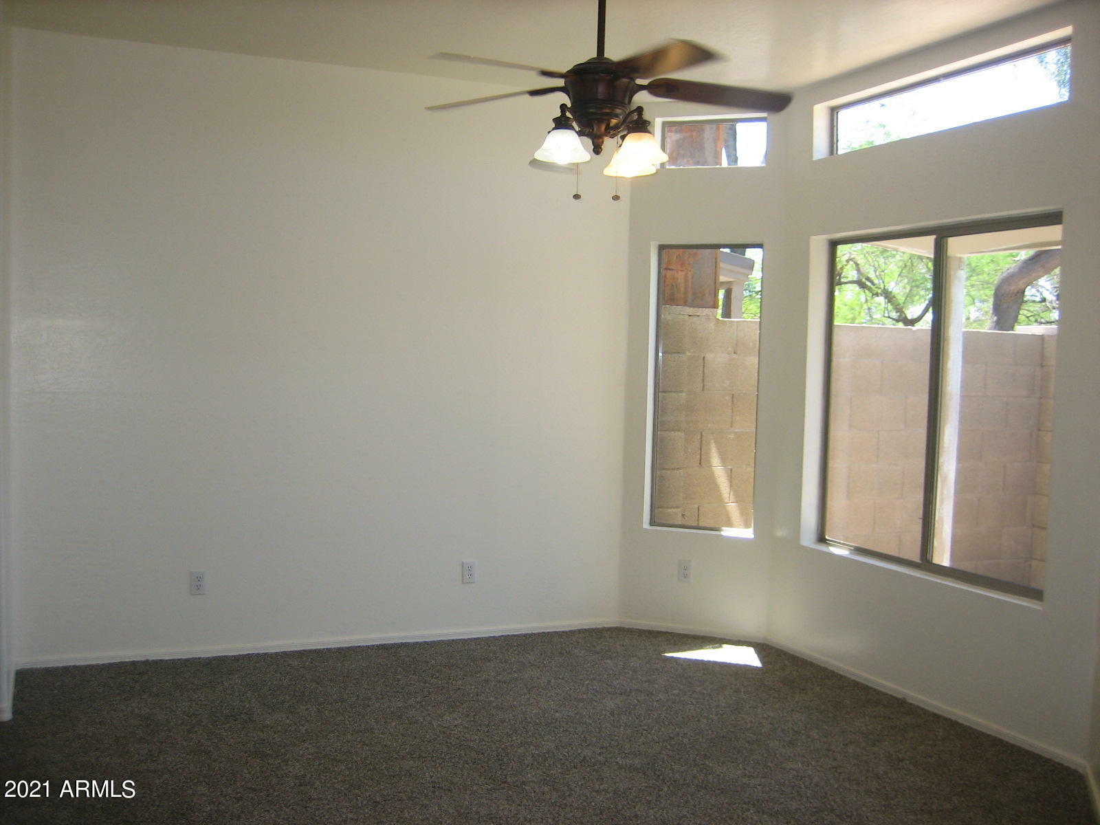 Property Photo:  440 S Val Vista Drive 43  AZ 85204 