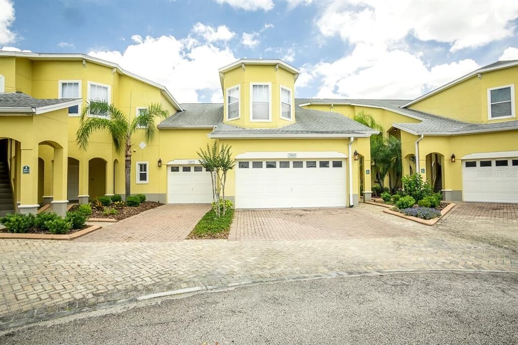 Property Photo:  3917 Serenade Lane 3917  FL 33811 