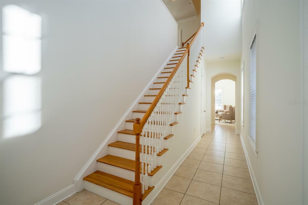 Property Photo:  220 Newbury Place N  FL 33716 