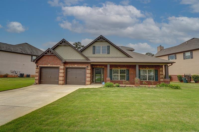 Property Photo: 8421 Members Drive GA 30236