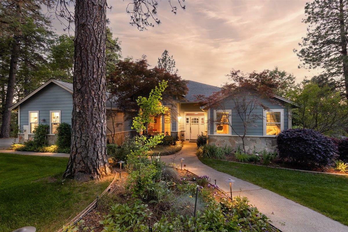 Property Photo: 13780 Hillsdale Court CA 95949