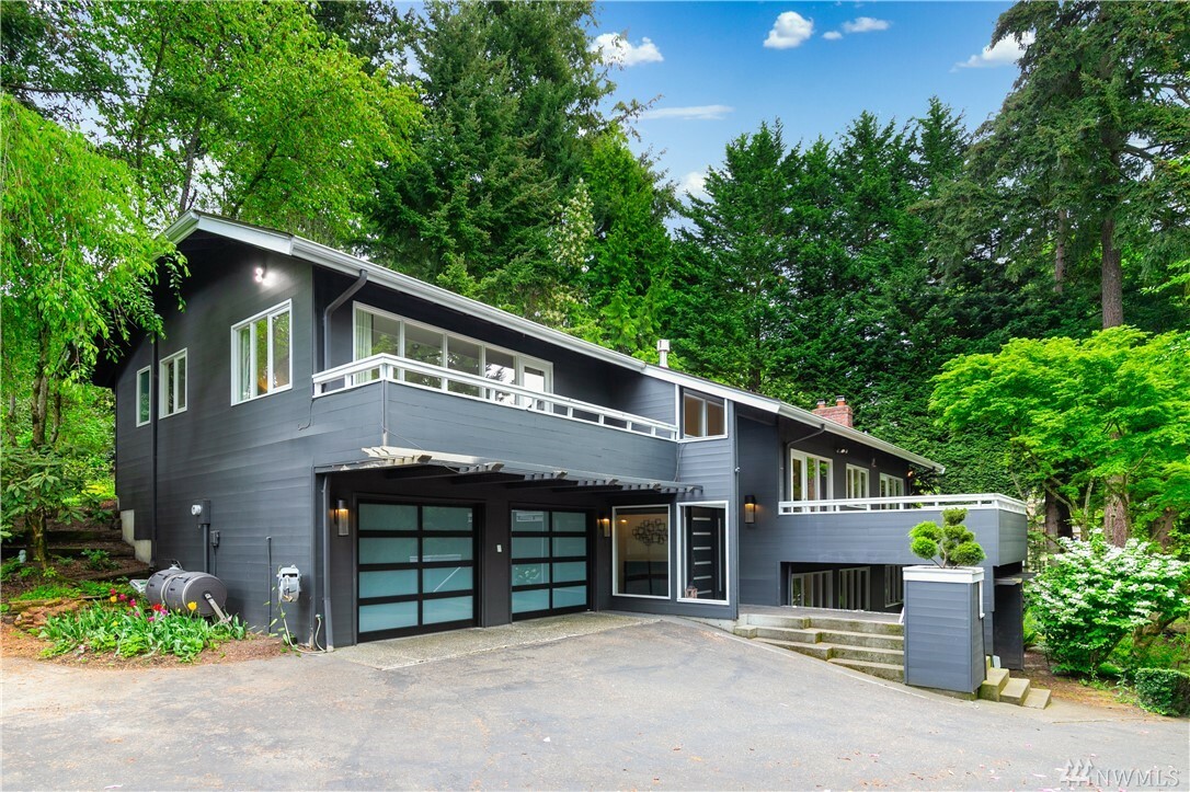 Property Photo:  8300 SE 83rd St  WA 98040 