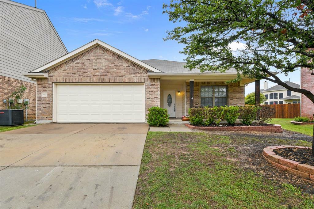 Property Photo:  4205 Golden Sunset Court  TX 76244 