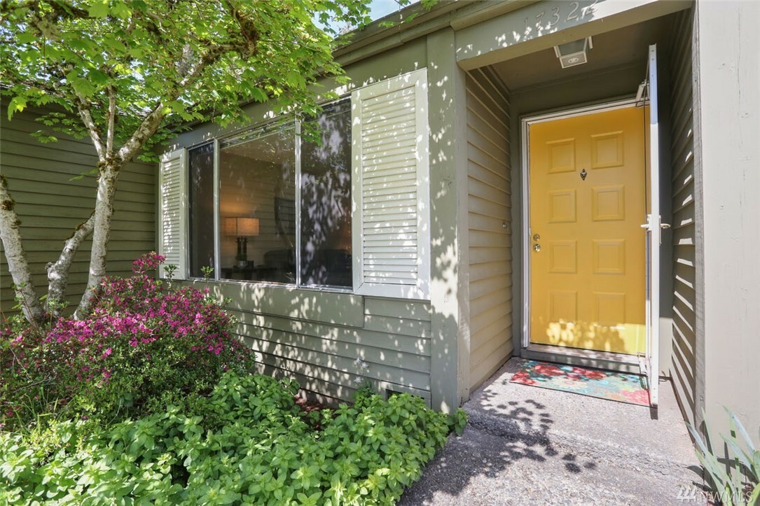 Property Photo: 17322 159th Ave SE WA 98058