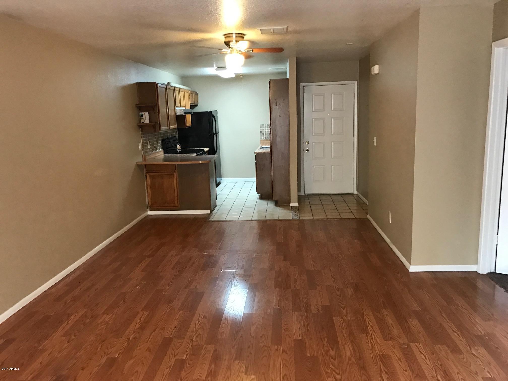 Property Photo: 653 W Guadalupe Road 1005 AZ 85210