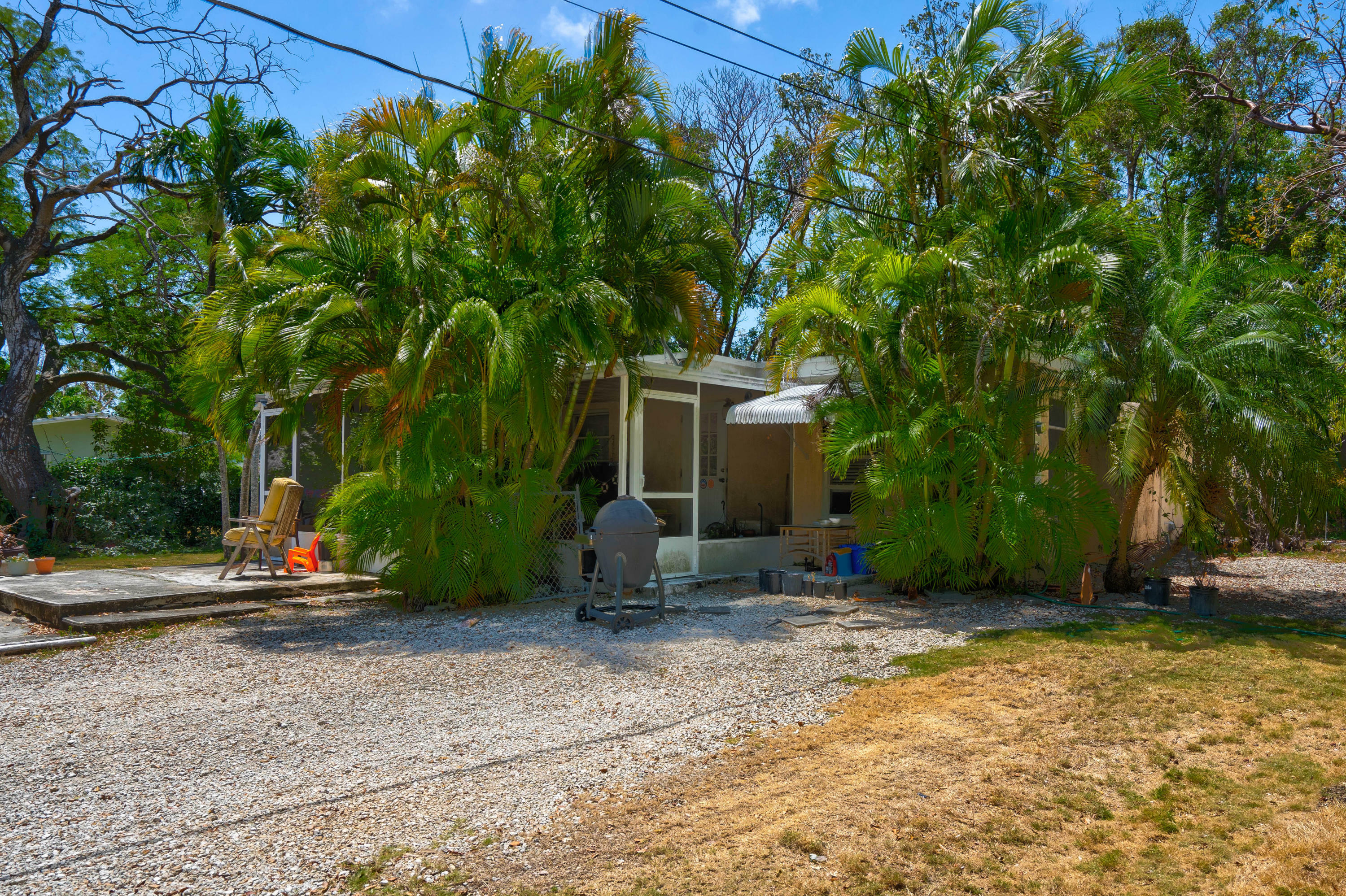 Property Photo:  1007 Gibraltar Road  FL 33037 