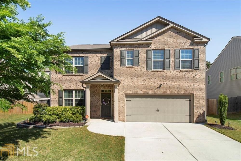 Property Photo: 205 Hollyhock Lane GA 30132