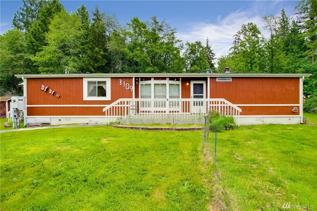 Property Photo:  3109 Colfax Lane  WA 98282 