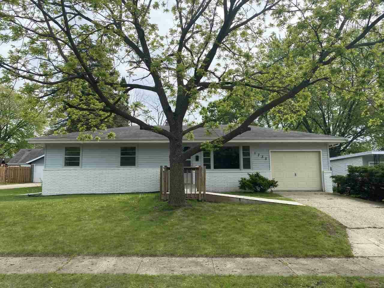 Property Photo:  1735 Garfield Ave  WI 53511 