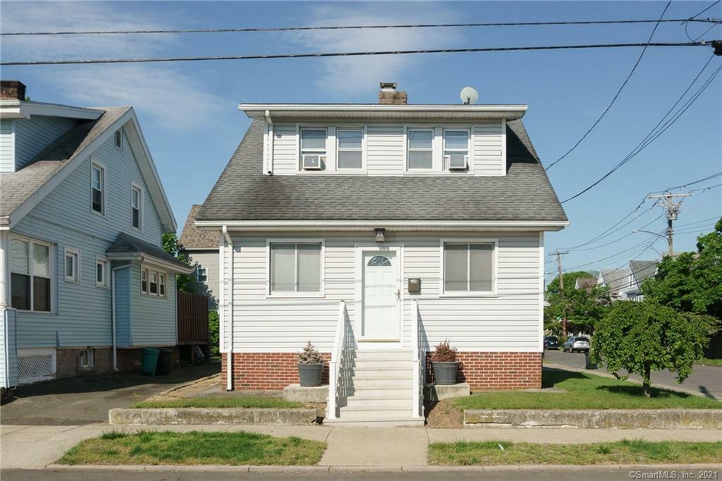 Property Photo:  180 East Avenue  CT 06516 