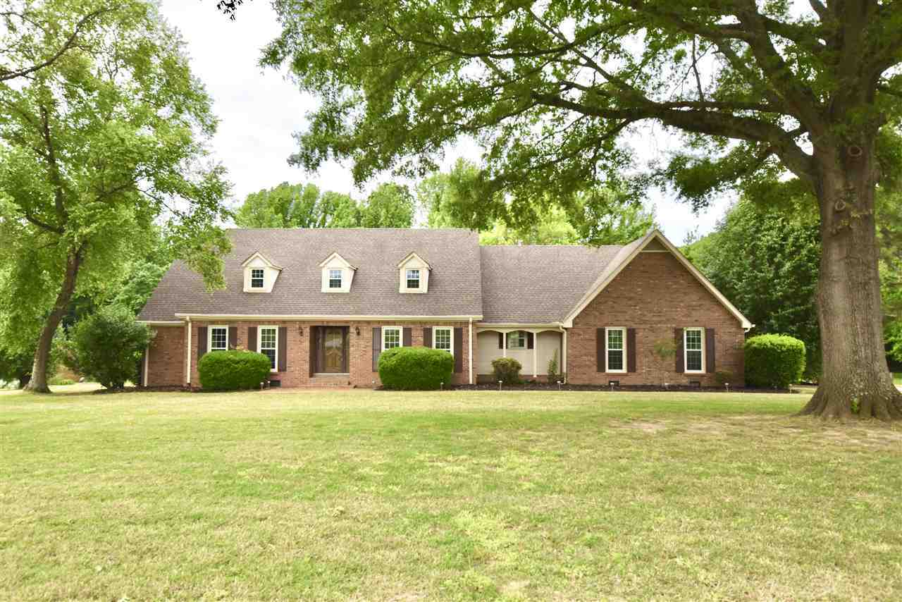 Property Photo:  113 Pepper Tree Road  TN 38305 