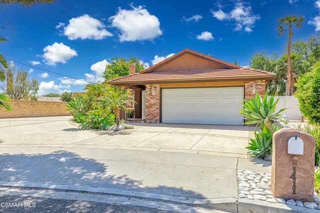Property Photo:  1411 Willowbrook Lane  CA 93065 