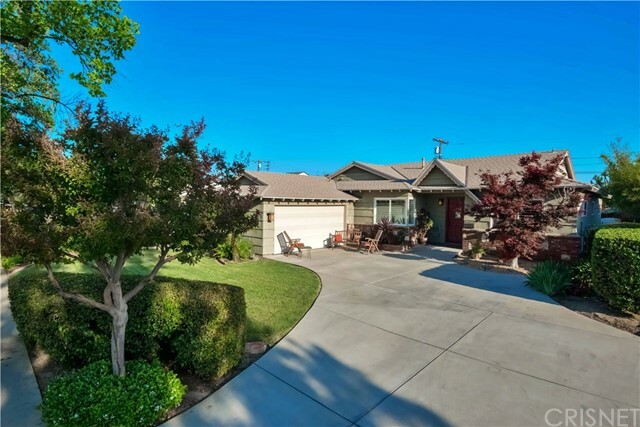 Property Photo: 16624 Bahama Street CA 91343