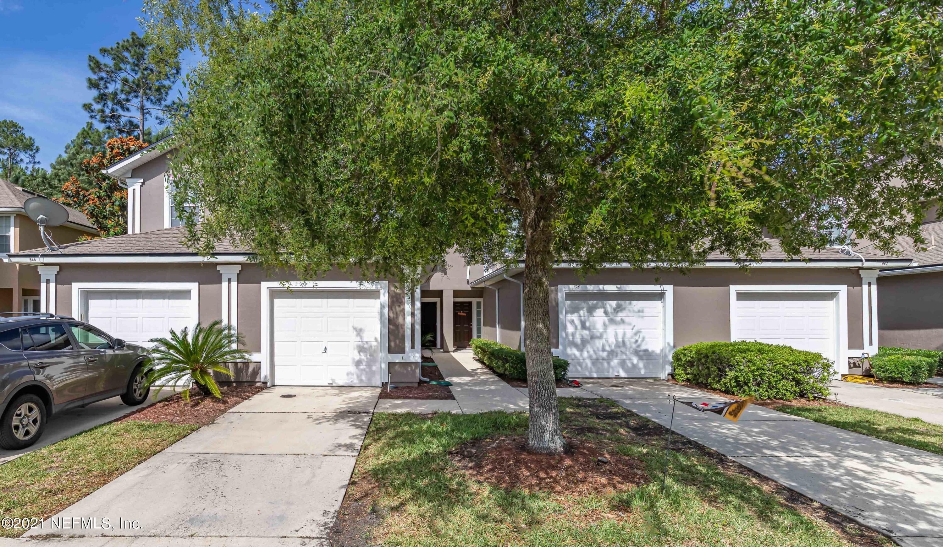 Property Photo: 959 Scrub Jay Drive FL 32092