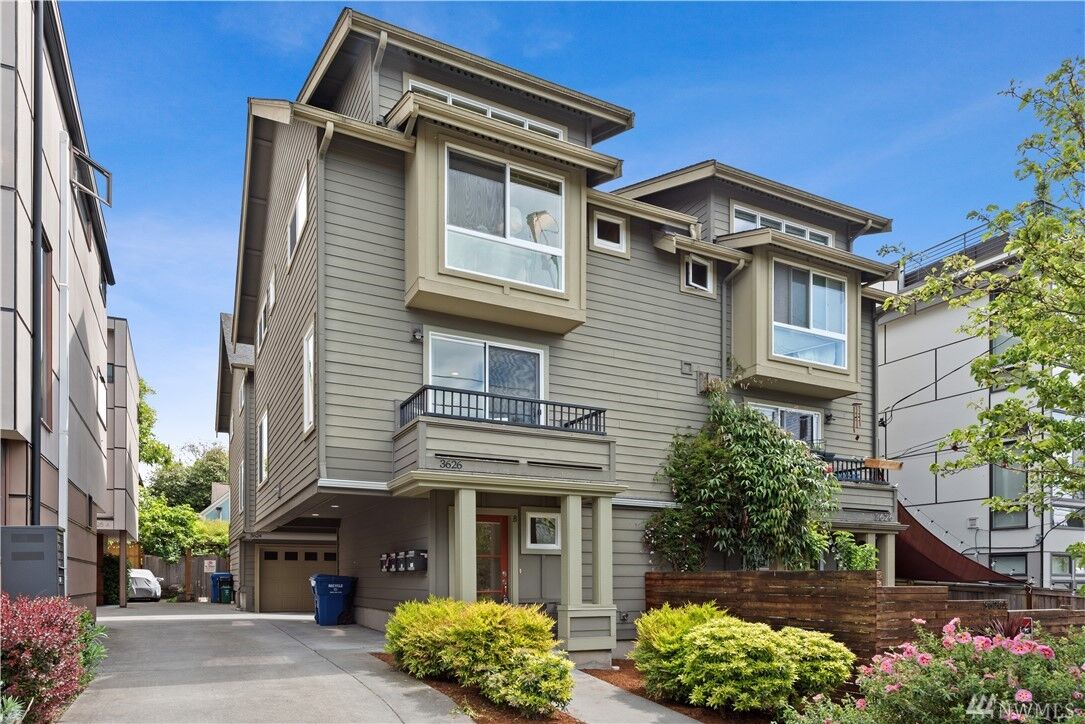 Property Photo: 3626 Palatine Ave N B WA 98103