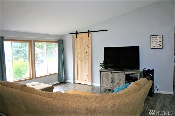 Property Photo: 23501 50th Av Ct E WA 98387