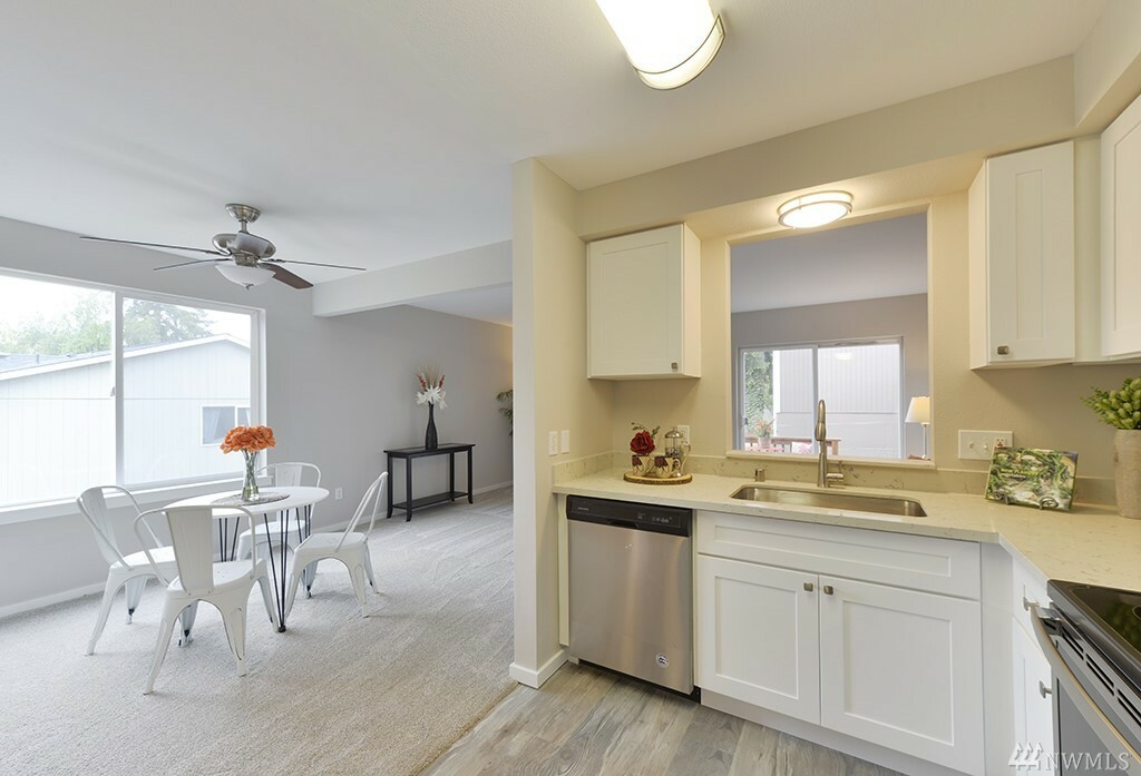 Property Photo: 213 5th Ave WA 98354
