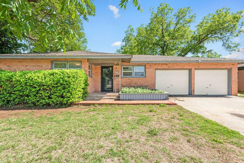 Property Photo:  2823 53rd Street  TX 79413 