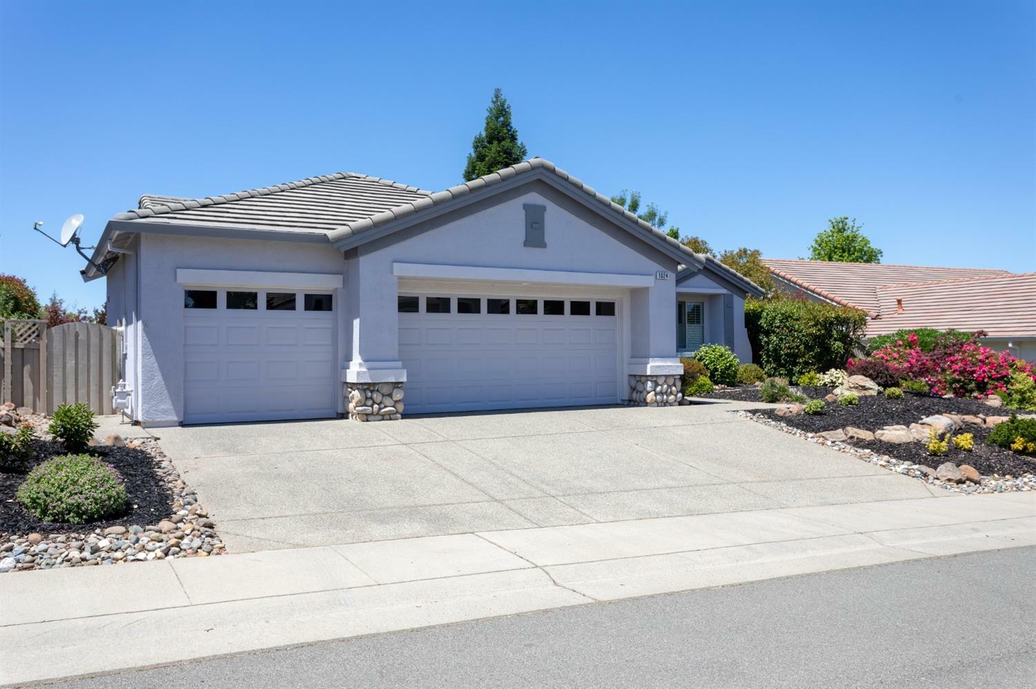 Property Photo:  1624 Barn Valley Lane  CA 95648 