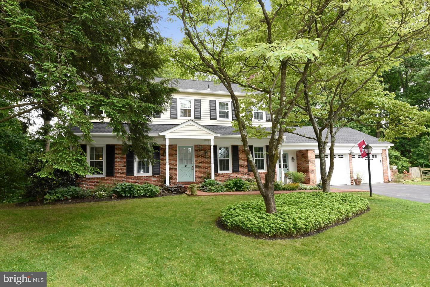 Property Photo:  1718 Saddle Ridge Court  VA 22182 