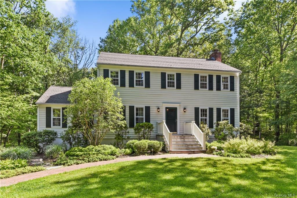 Property Photo:  121 Brook Farm Road E  NY 10576 