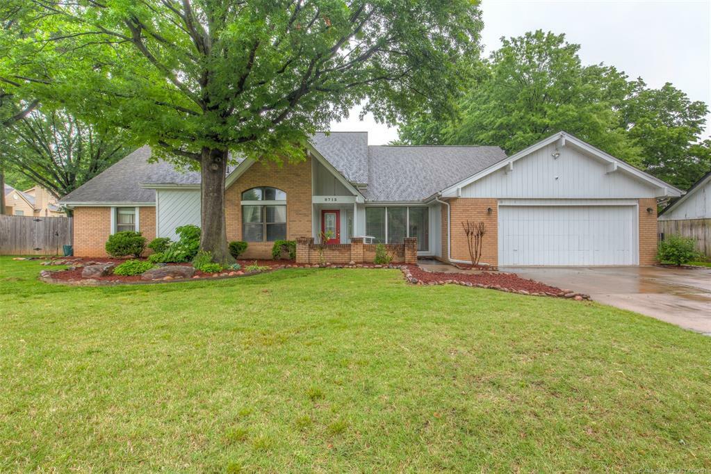 Property Photo:  8713 S 77th East Avenue  OK 74133 