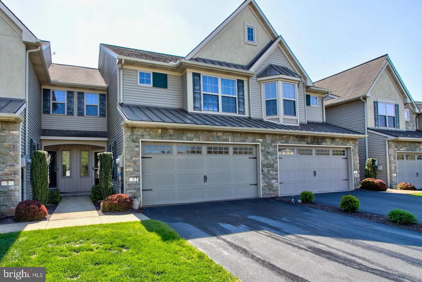 Property Photo:  7 Rebecca Drive  PA 17517 