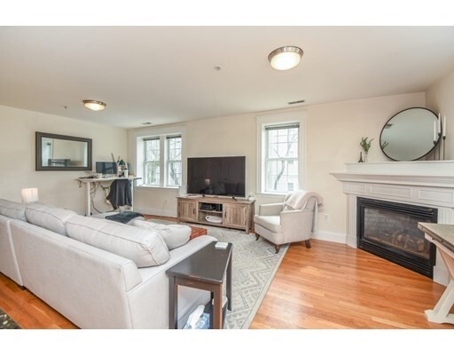 Property Photo: 227 D St 4 MA 02127