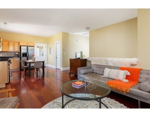 Property Photo: 91 Dix St 3 MA 02122