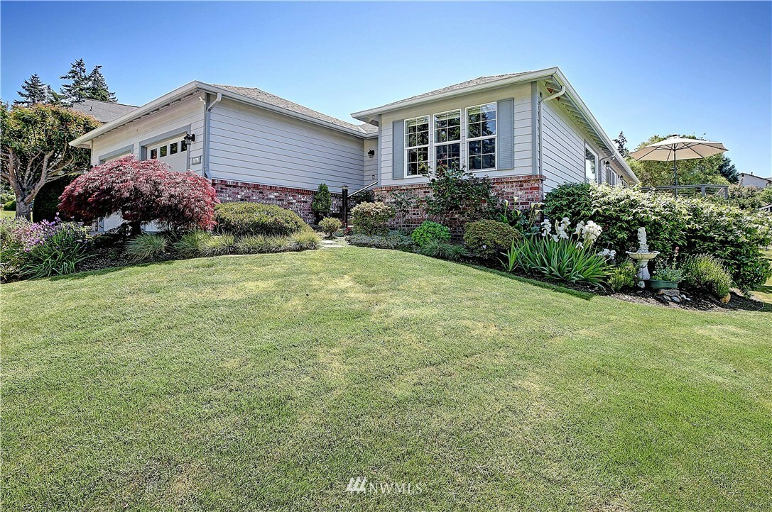 Property Photo:  362 Glengarry Drive  WA 98282 