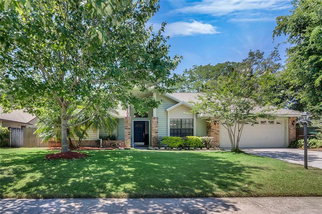 Property Photo:  2302 Carol Woods Way  FL 32712 