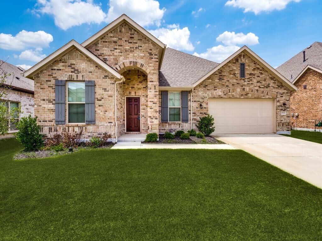 Property Photo:  1724 Drover Creek Road  TX 76227 