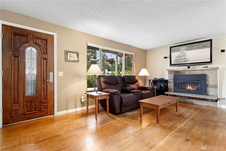 Property Photo:  356 S 304th Pl  WA 98003 