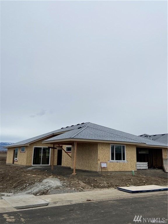 207 E Stanford Ave  Ellensburg WA 98926 photo