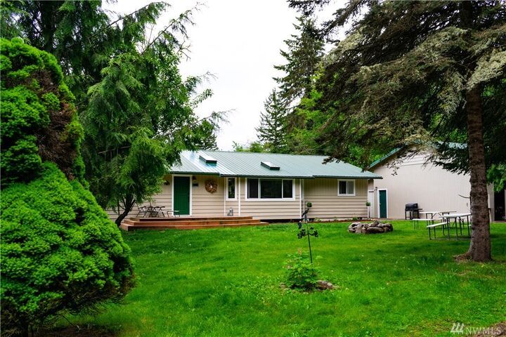 Property Photo: 15530 Runyon Rd SE WA 98576