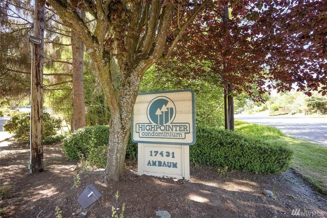 Property Photo:  17431 Ambaum Blvd S D-28  WA 98148 