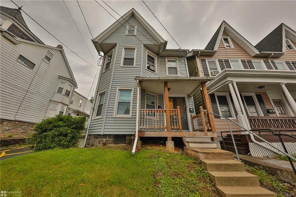 Property Photo:  126 North 13th Street  PA 18042 