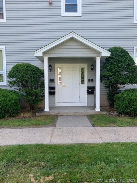 Property Photo: 131 Carriage Path South 131 CT 06460