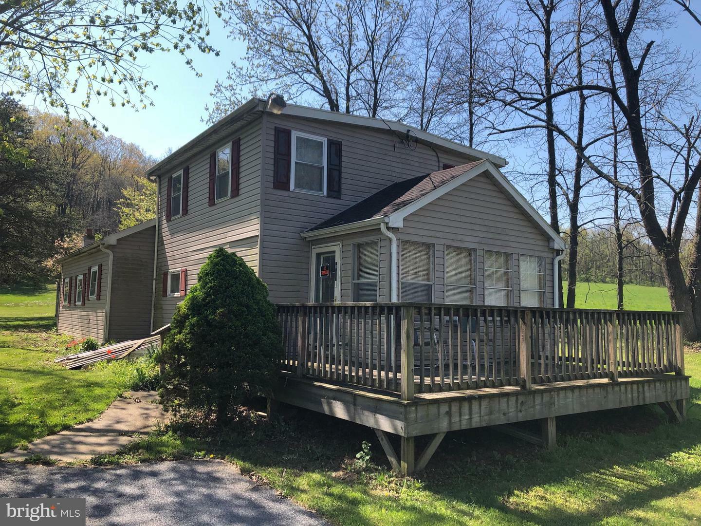 Property Photo:  81 E East Creek Road  PA 17240 