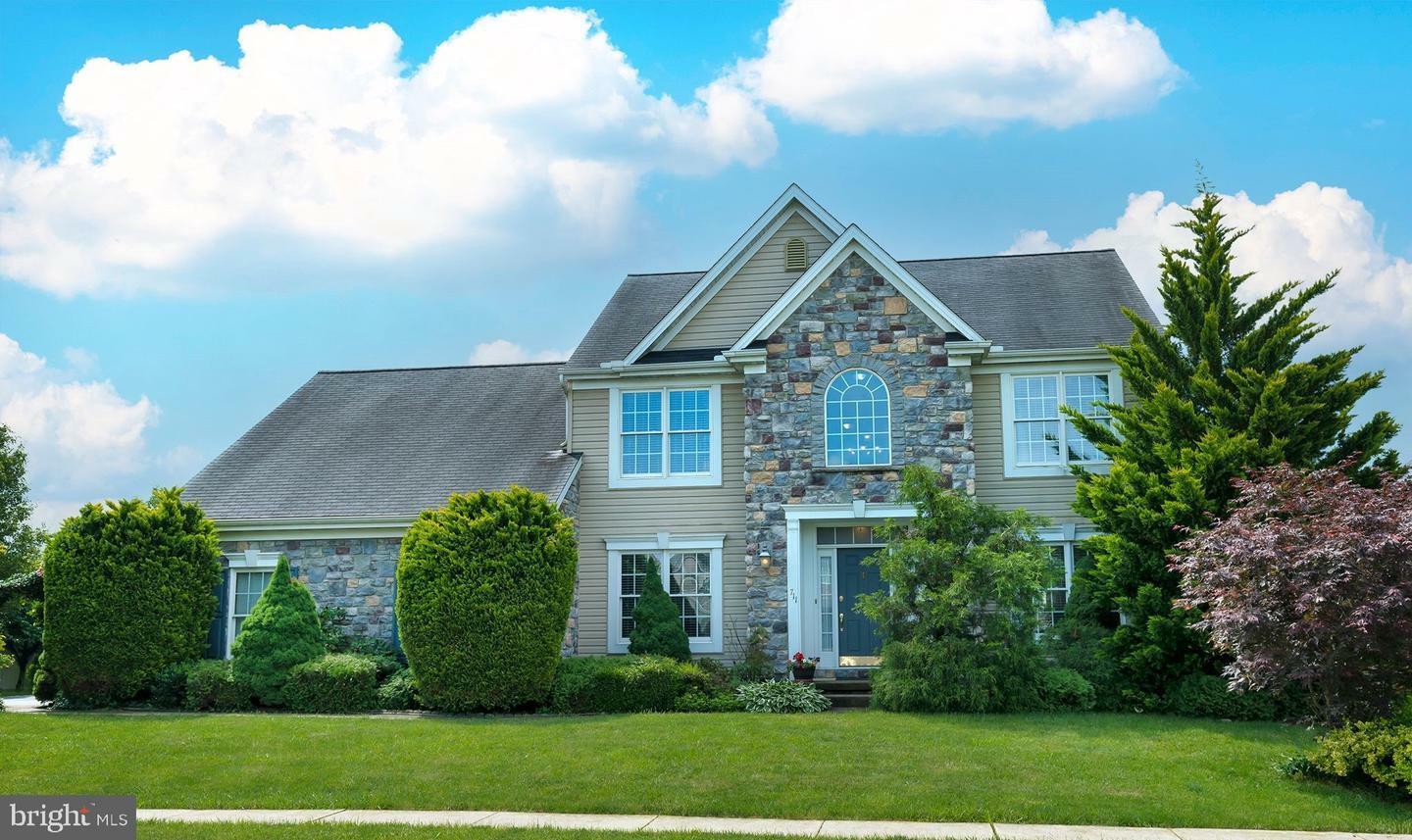 Property Photo: 711 Arbor Rose Avenue PA 17552