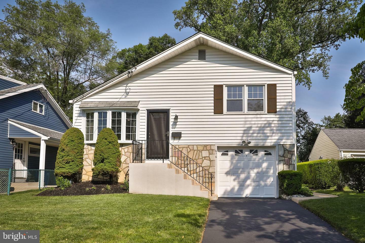 Property Photo:  616 Tennis Avenue  PA 19038 